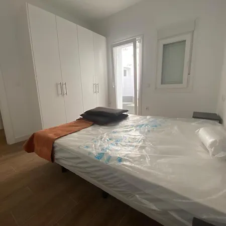 Apartamento En El Palo, *